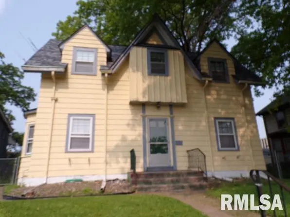 1522 Brady St, Davenport, IA 52803