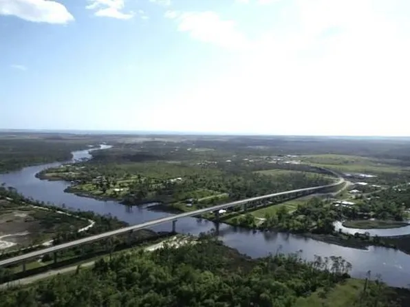 23 S Long St, Pt Saint Joe, FL 32456