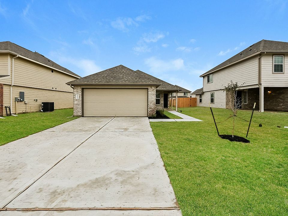 1st image of 211 Pronghorn Dr