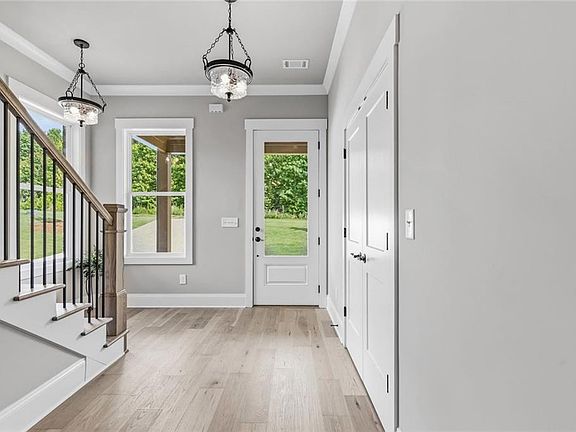 2nd image of 5424 Oak Manor Way