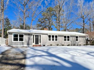 1113 Hillside Dr, Greenville, NC 27858