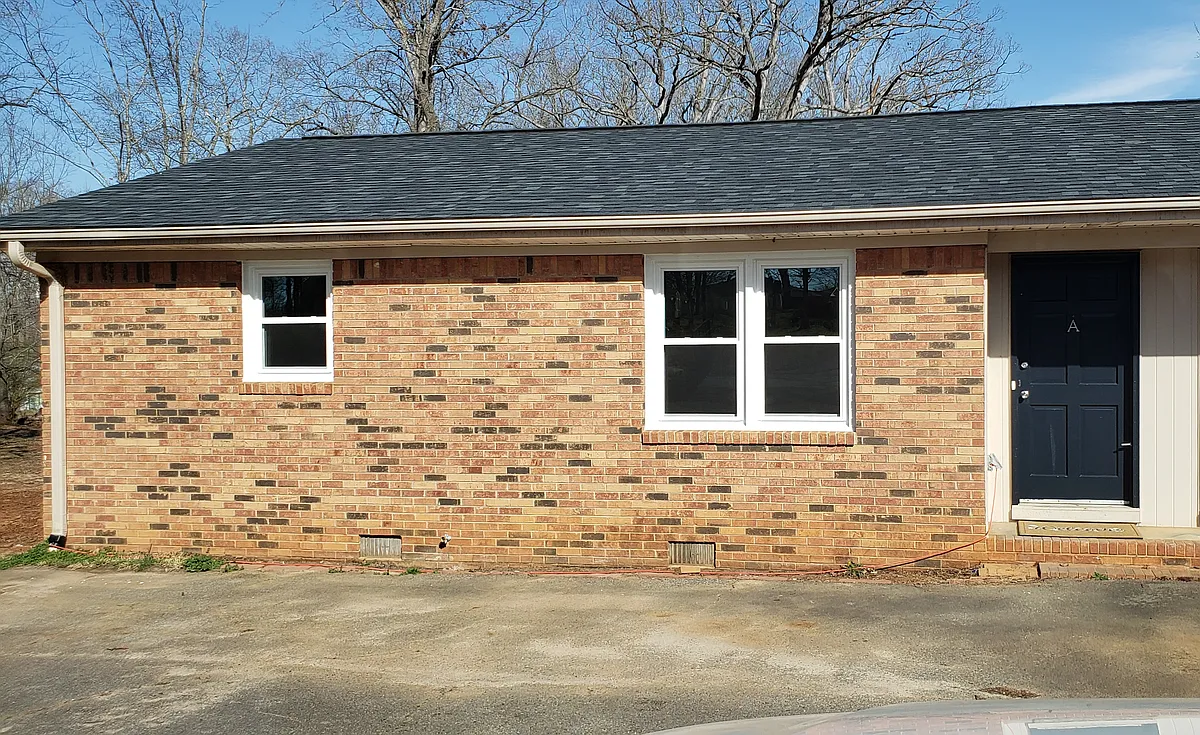 Building Photo - 102 Ashland Ter #A