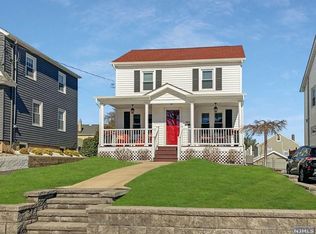 329 Marlboro Rd, Wood Ridge, NJ 07075