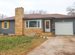 136 Thayer Ave, Mankato, MN 56001