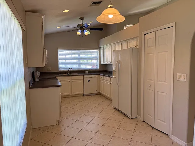 Kitchen 3