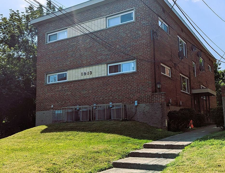1st image of 1913 Truitt Ave APT 1