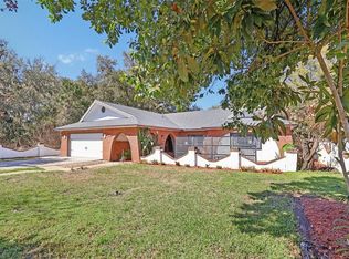 4219 Magnolia Ave, Leesburg, FL 34748