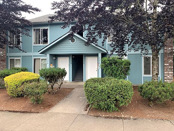 2nd image of 1340-1376 W Locust St #1372