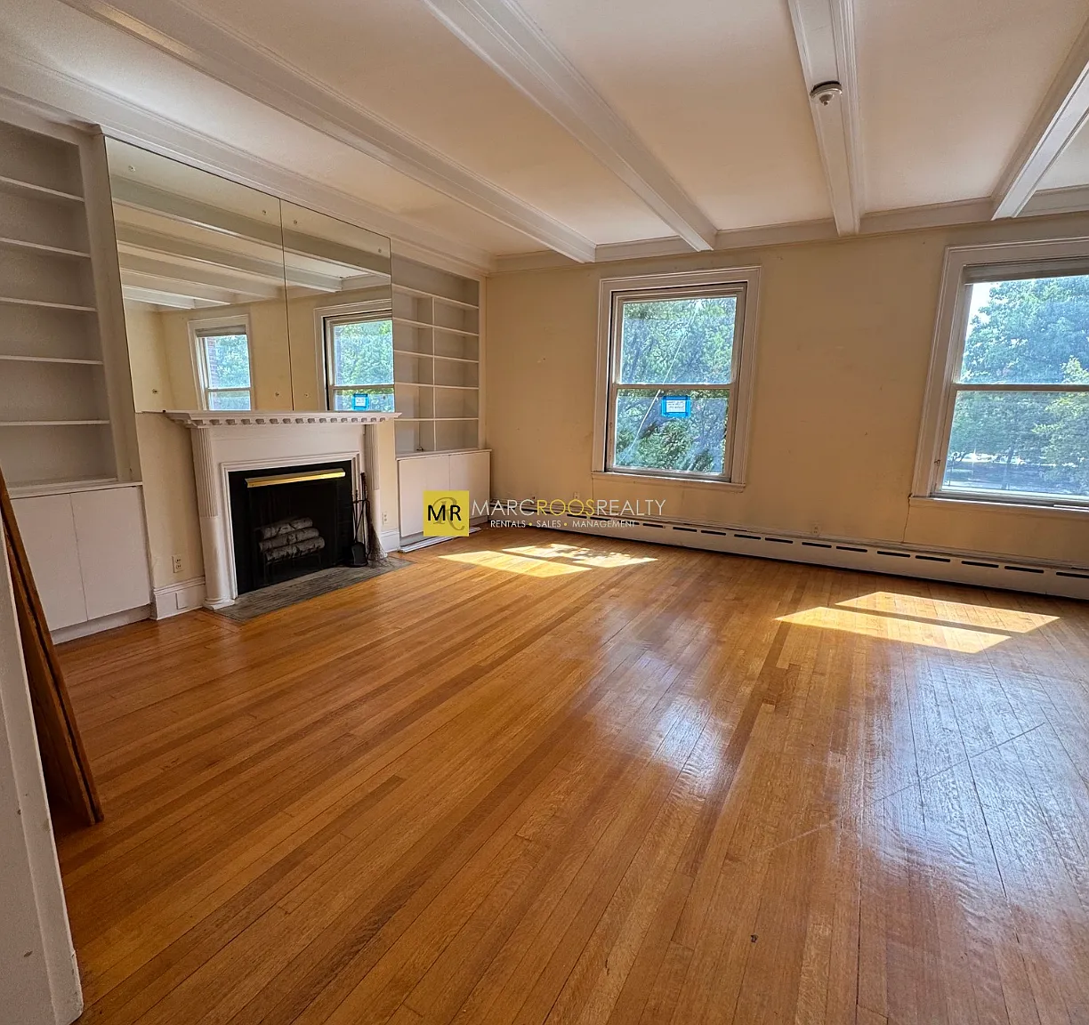 2 bed, 2.5 bath, 2200 sqft, $4,750 — Photo 3