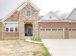 193 Harvester Dr, Akron, OH