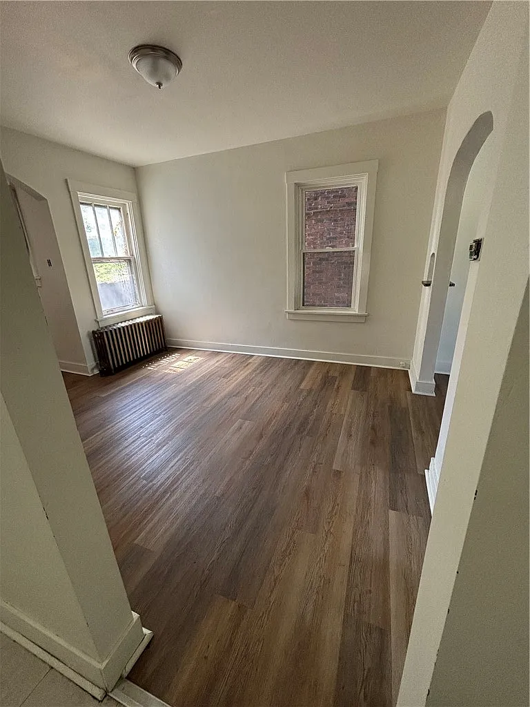 2 bed, 1214 sqft, $1,800 — Photo 4