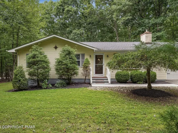 149 Pine Hollow Rd, Saylorsburg, PA 18353
