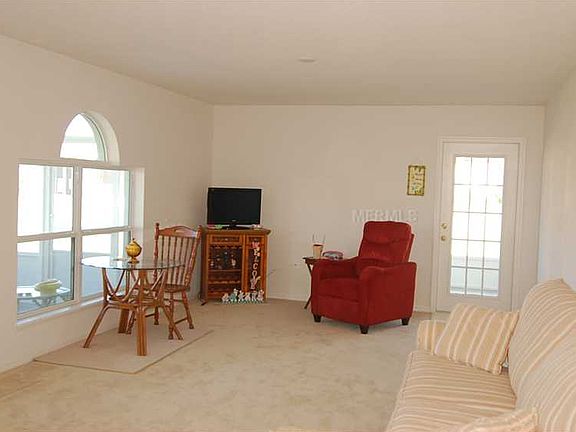2nd image of 2723 Suncoast Lakes Blvd