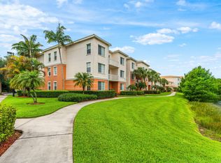 10106 Myrtlewood Cir W, Palm Beach Gardens, FL 33418