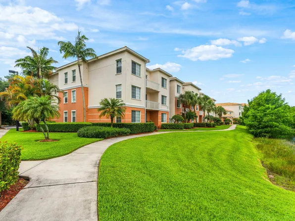 10106 Myrtlewood Cir W, Palm Beach Gardens, FL 33418