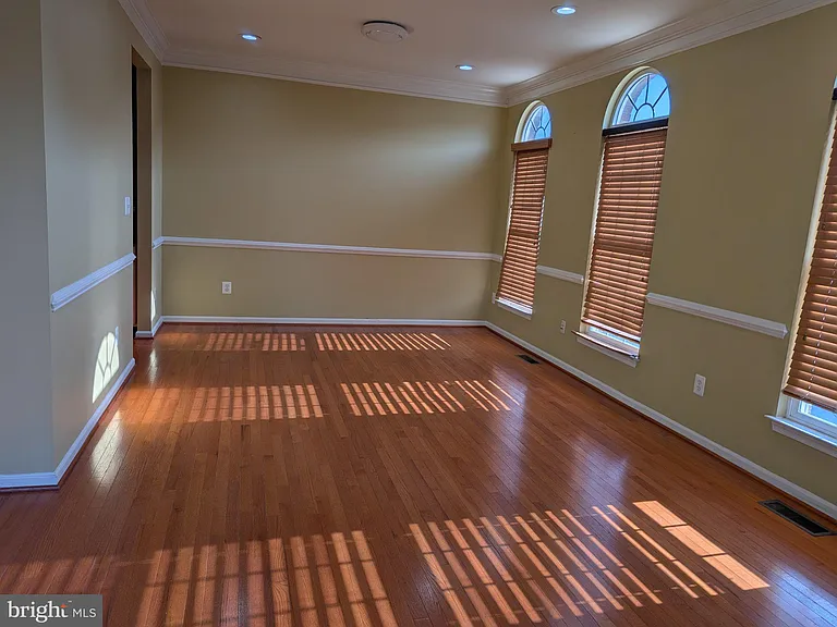 22611 Welborne Manor Sq — Photo 7
