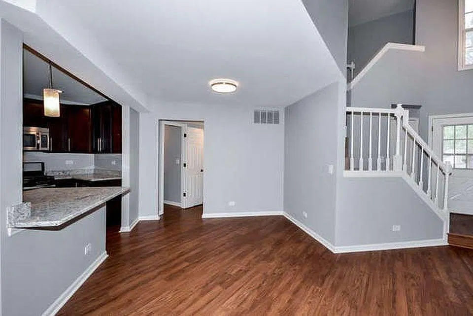2 bed, 2.5 bath, 1450 sqft, $2,600 — Photo 2