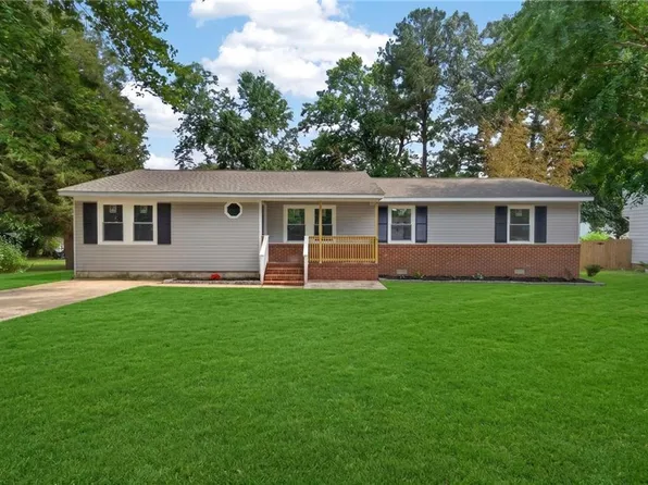 109 Fischer Dr, Newport News, VA 23602