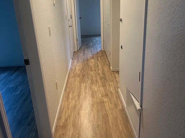 7524 NW 113th Pl — Photo 10