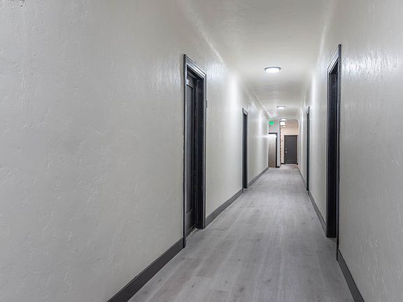 4th image of 4144 W Adams Blvd #10
