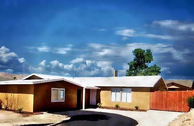 1st image of 6026 Abronia Ave