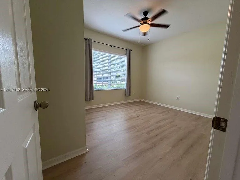 3747 Creswick Cir — Photo 47
