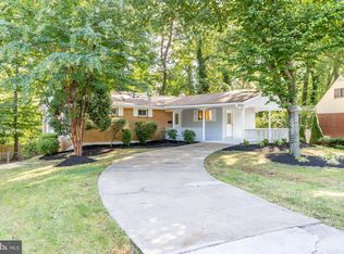 5307 Rolling Rd, Springfield, VA 22151