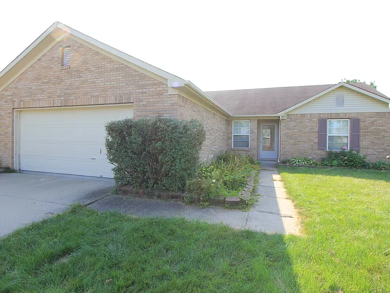 33 Morse Cir — Photo 2