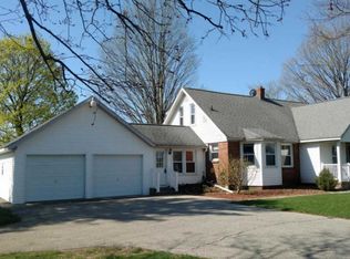 10380 Bennett St SE, Lowell, MI 49331