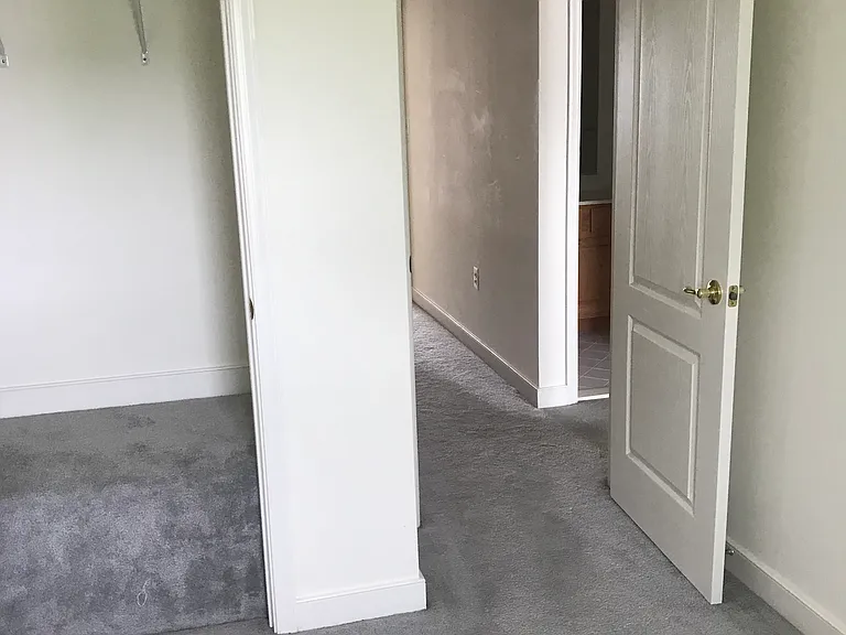 13005 Taxi Dr — Photo 21