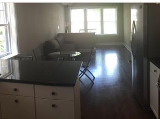 1624 Washington St APT 1N, Evanston, IL 60202