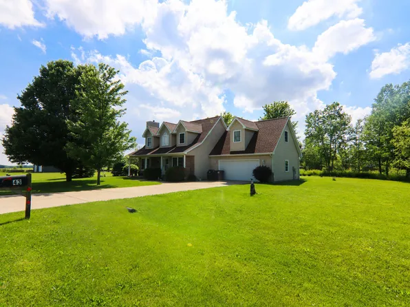 43 Nightingale Cir, Camargo, IL 61919