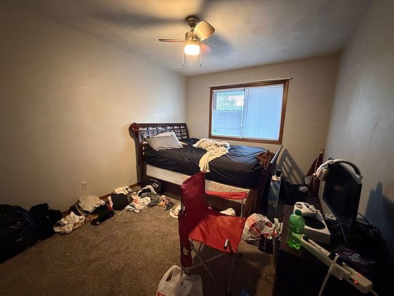 5th image of 410 10th St N APT 8