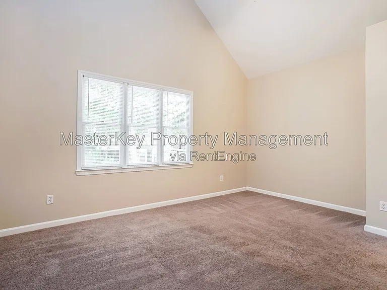 1600 Nesfield Pl — Photo 15