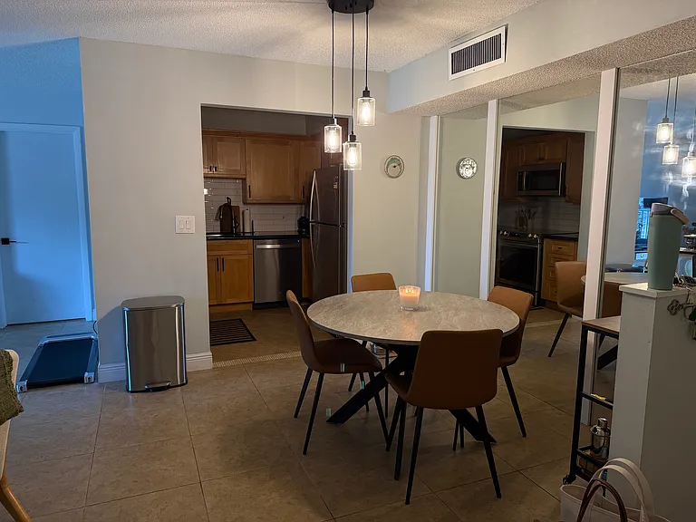 706 SE 2nd Ave #436 — Photo 2