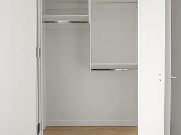 23-10 42nd Road image 6 of 29