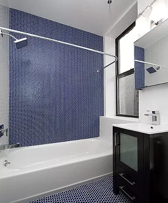 Rented by Avenues Real Estate | media 11