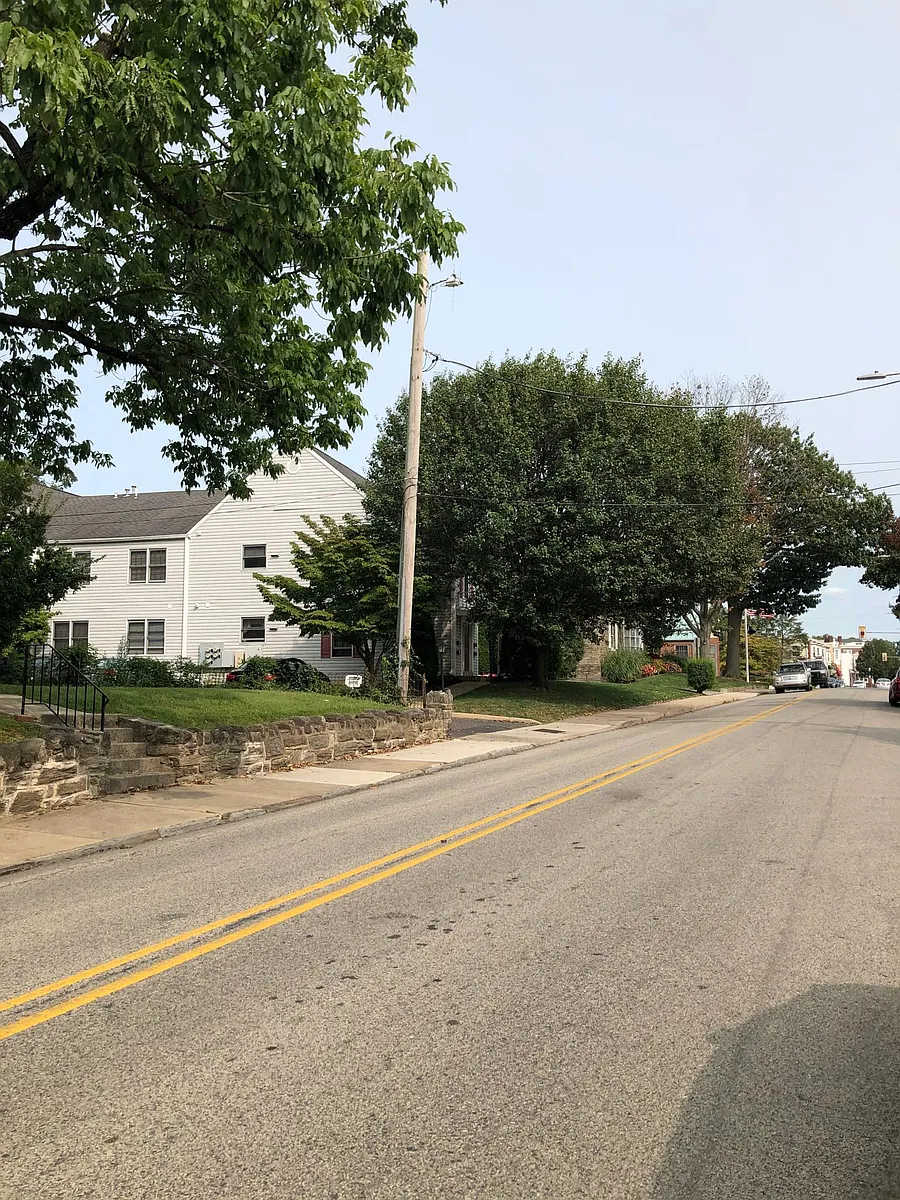 Street View to the Left - 501 West Ave #1L