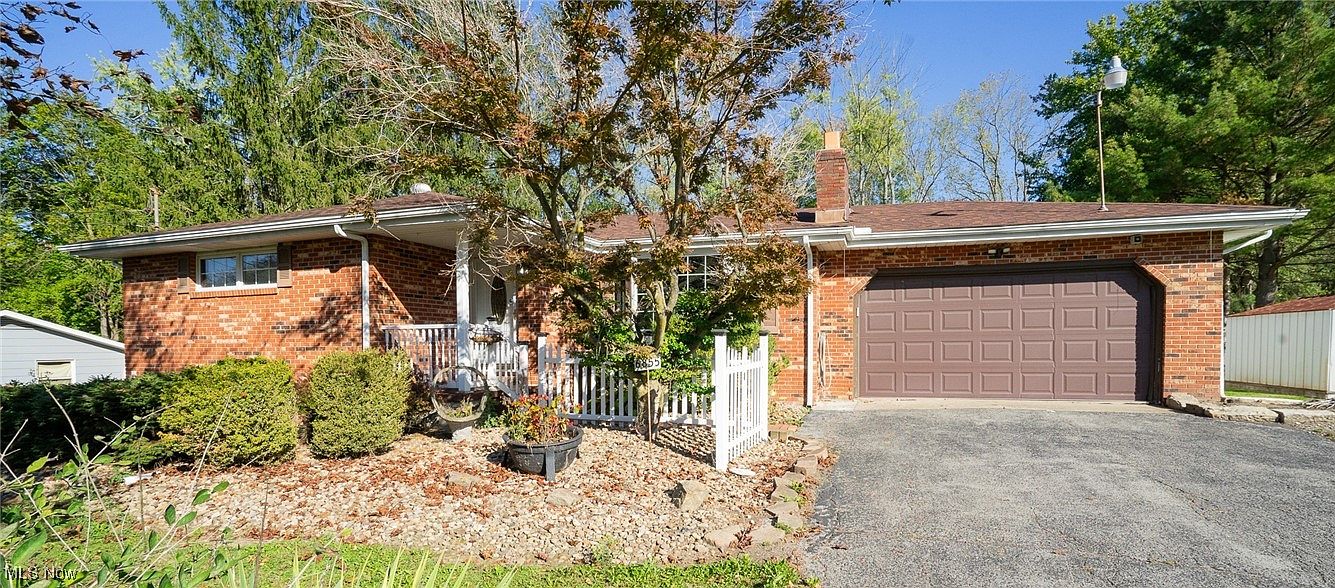 6855 Stewart Sharon Rd, Brookfield, OH 44403 | Zillow