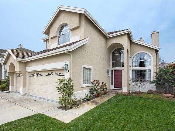 3rd image of 519 De Carli Ct