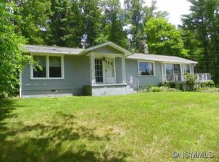 2635 Hebron Rd, Laurel Park, NC 28739