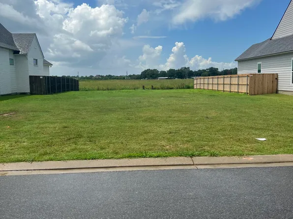 106 Big Lake Run, Youngsville, LA 70592