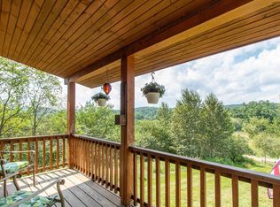 1853 River Rd, Coventry, VT 05825