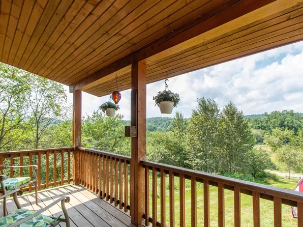 1853 River Road, Coventry, VT 05825