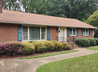 20 Hudgins Rd, Poquoson, VA 23662