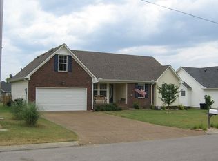 2911 Crenshaw Ct, Spring Hill, TN 37174