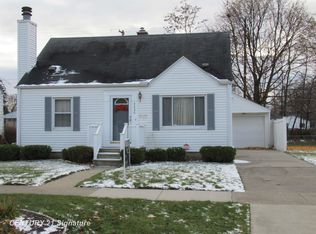 4426 Red Arrow Rd, Flint, MI 48507