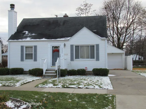 4426 Red Arrow Rd, Flint, MI 48507