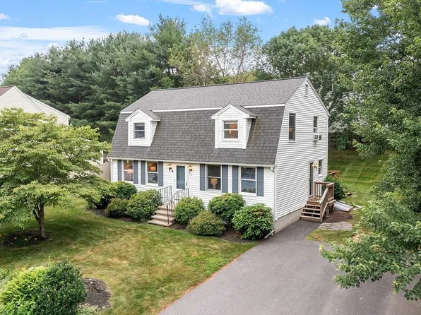 7 Robbins Rd, Ayer, MA 01432