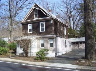 105 Pompton Rd, Haledon, NJ 07508